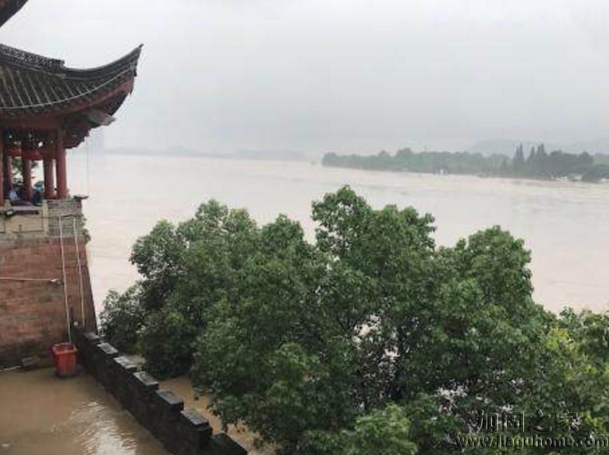 钱塘江暴发大洪水