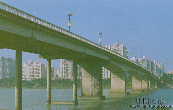 东莞石龙南二桥加固工程主体完成，预计年底可通车