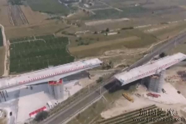 中国大桥空中旋转,看京张高铁土木特大桥施工建设逆天神作