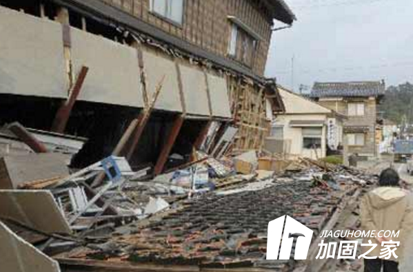 地震导致房屋倒塌