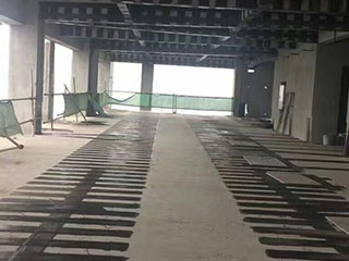黄泥塝紫荆广场粘碳纤维和粘钢