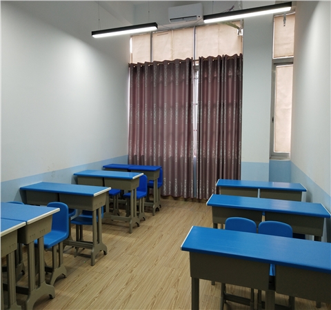 10小教室（2）.jpg