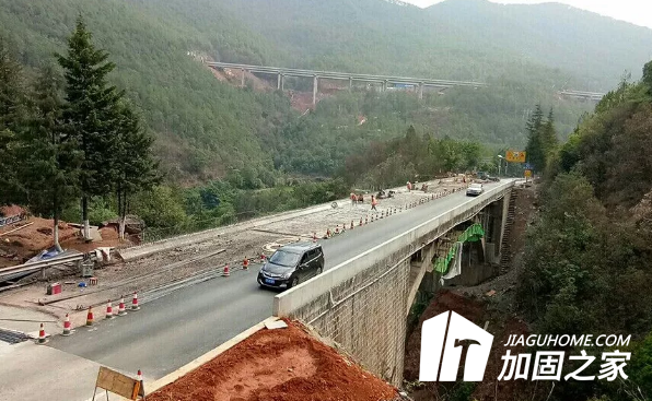 得勒箐桥应急加固工程稳步推进