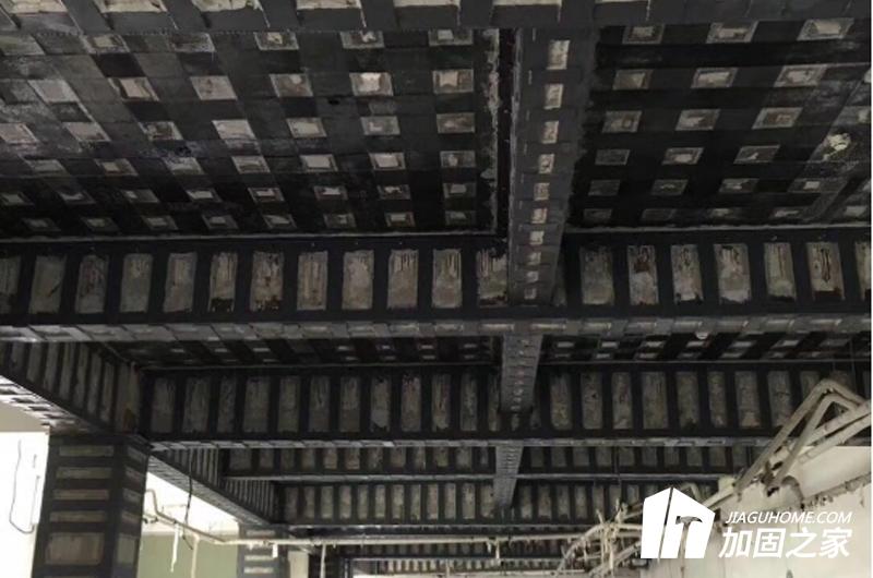 建筑加固中常用的粘钢加固有哪些优势?