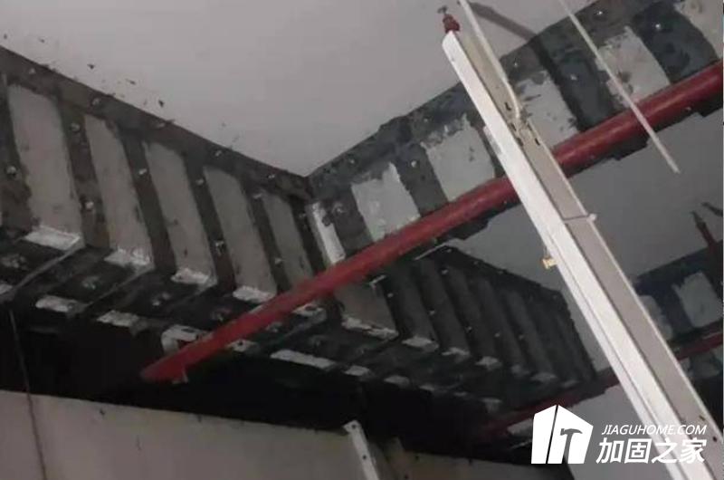 建筑抗震加固粘钢加固法