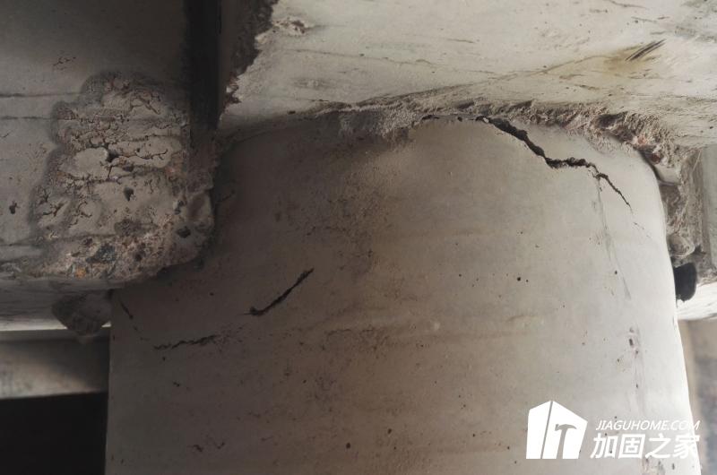 房屋出现裂缝是由哪些原因造成的?