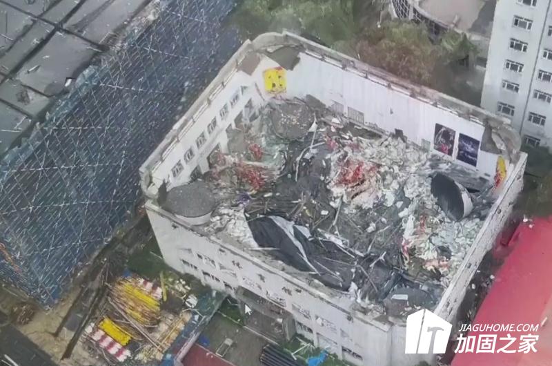​黑龙江省齐齐哈尔市第三十四中学体育馆坍塌事件