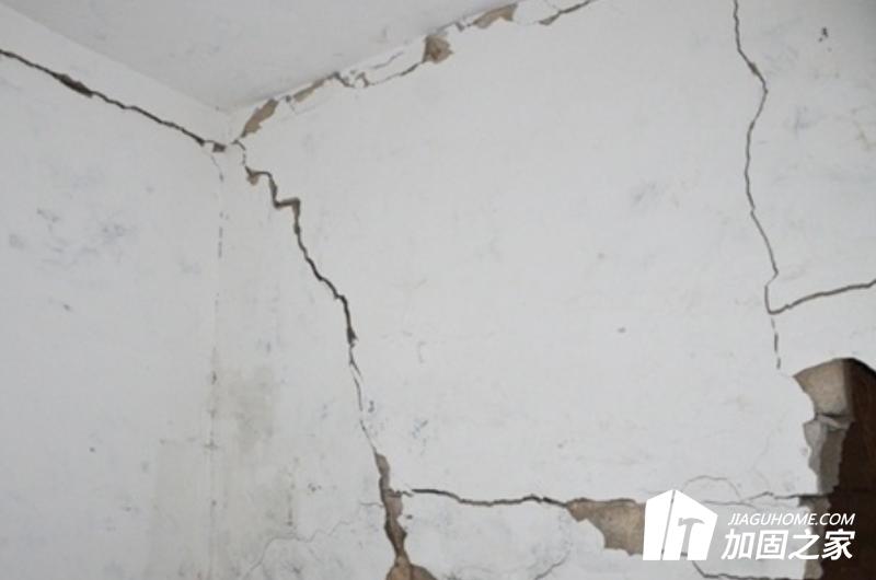 房屋常见的裂缝问题以及裂缝加固的过程