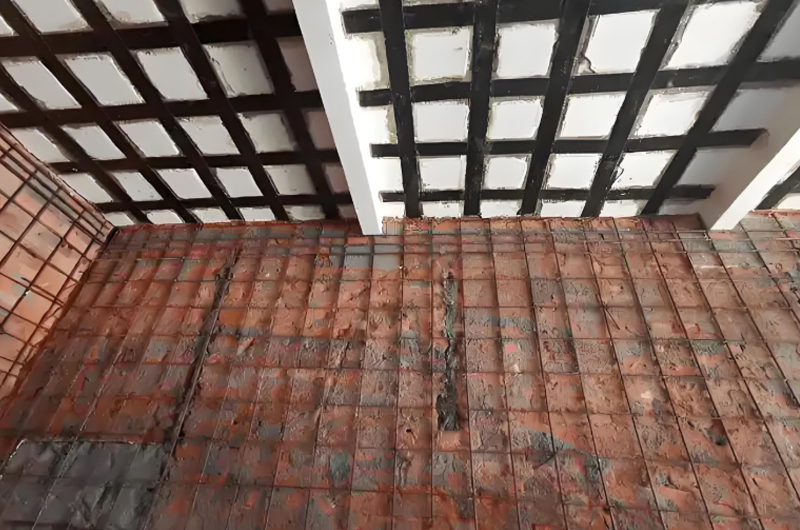 房屋的抗压能力不够强的时候需要进行建筑加固