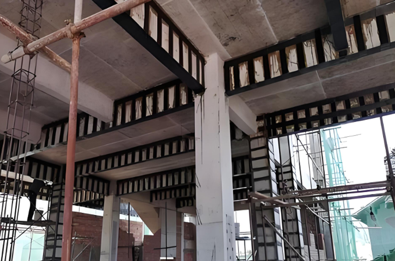 房屋建筑结构加固设计综合考虑到两个方面