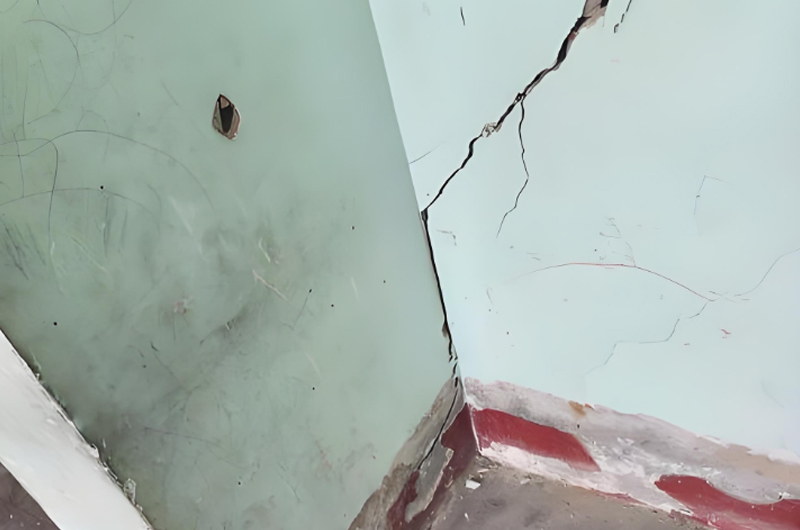 自建房地基下沉