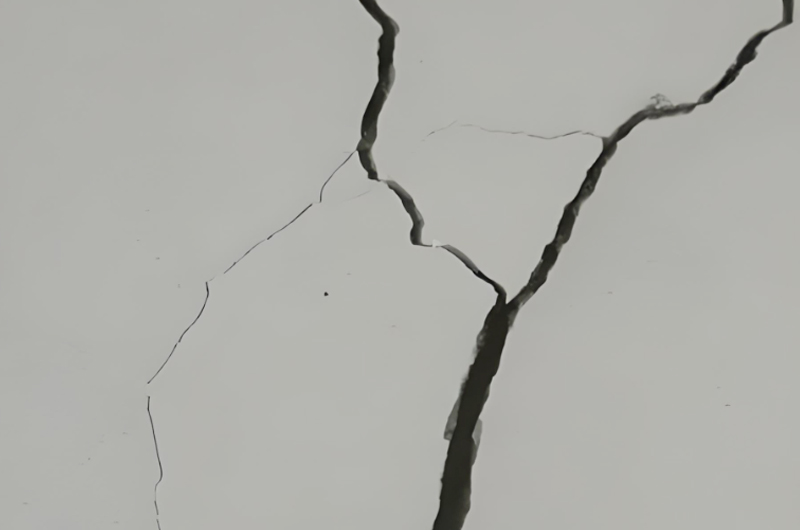 房屋开裂