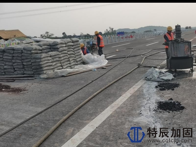YCTJ10合同段路基钻孔注浆加固工程施工案例总结