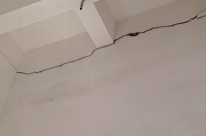 房屋墙体开裂
